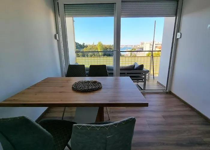 Appartement Sea View Balcony And Parking *